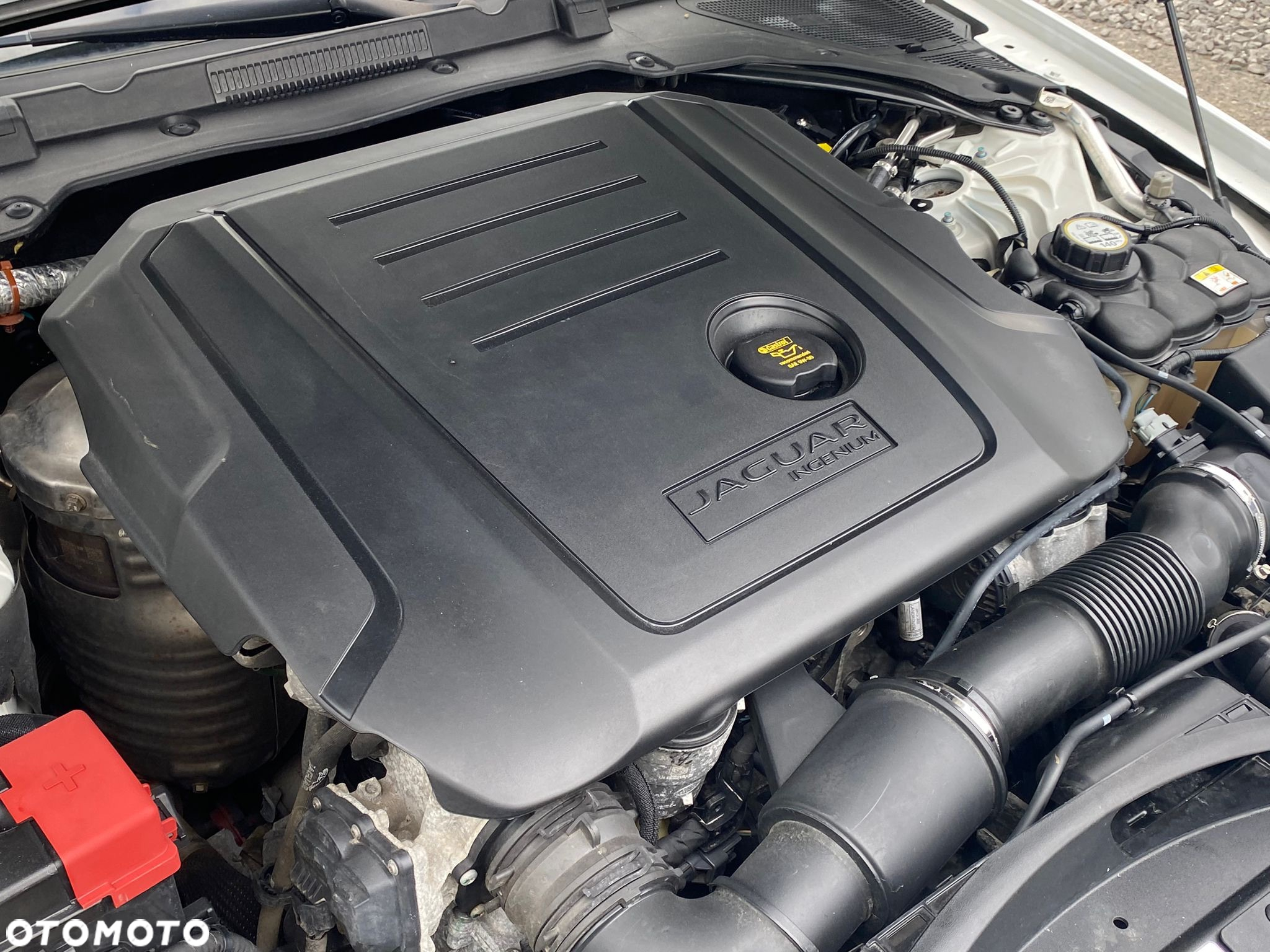 Jaguar XF 2.0 i4D Pure - 10