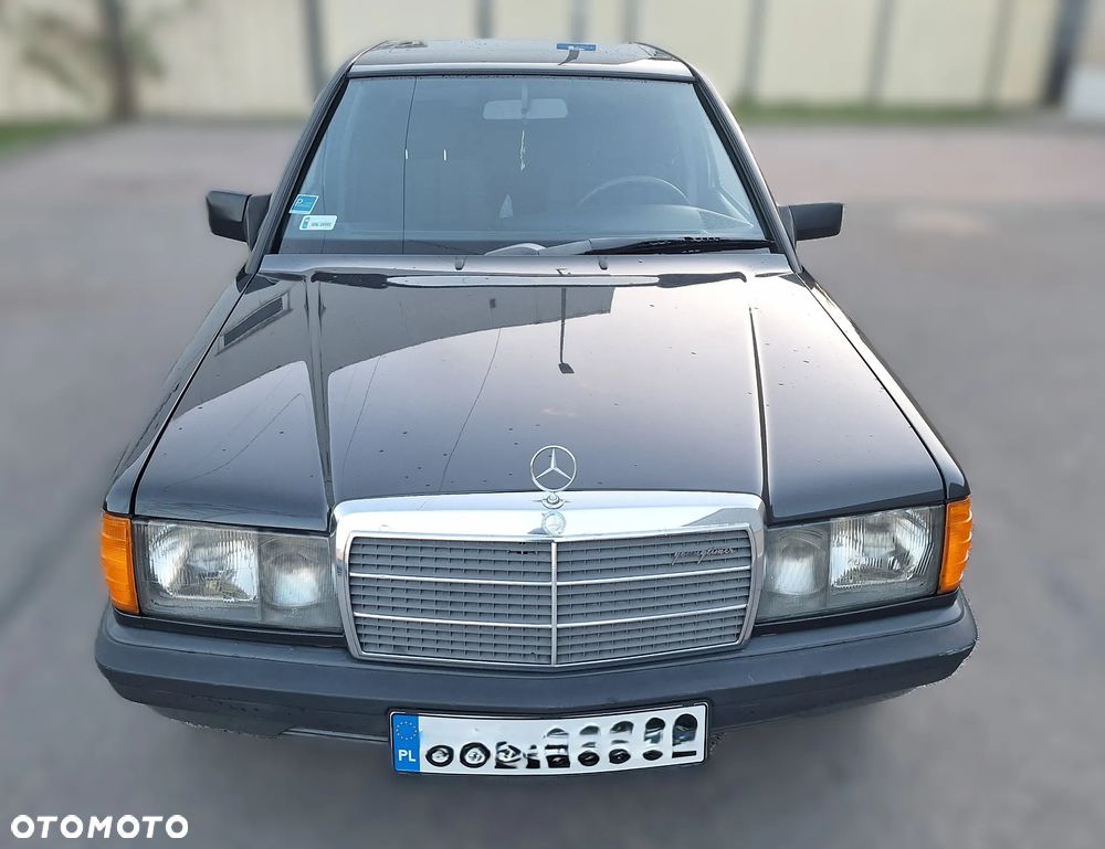 Mercedes-Benz W201 (190) - 19