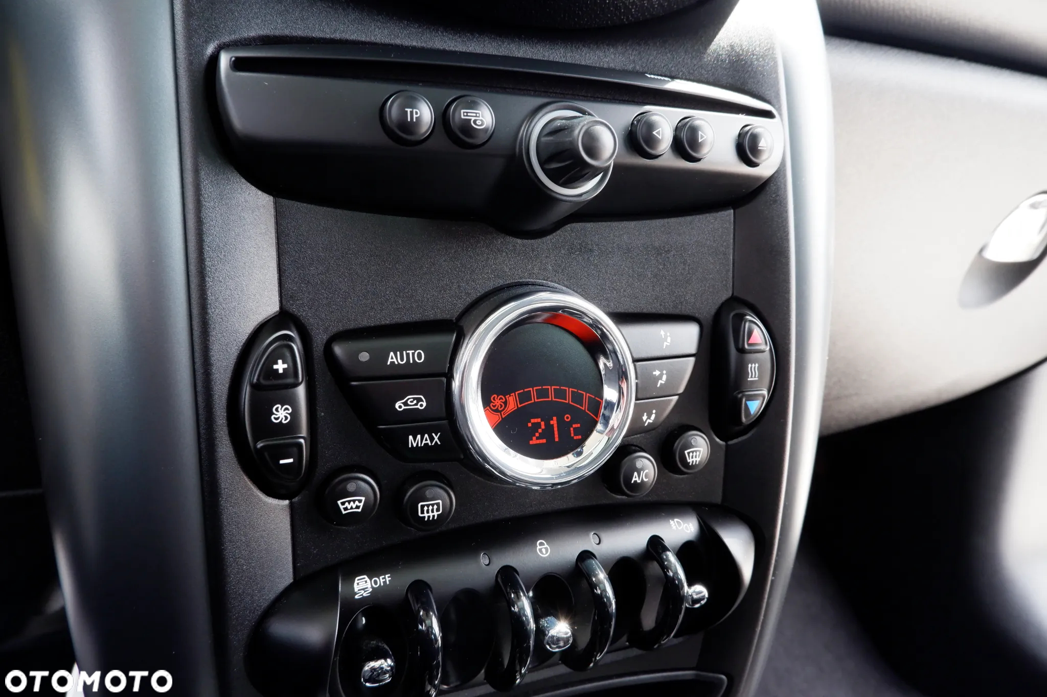 MINI Countryman Cooper SD All4 Park Lane Chili - 23