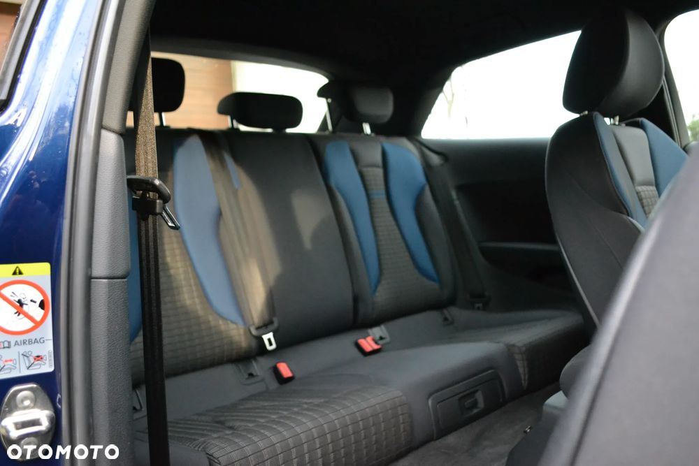 Audi A3 3-drzwiowe 2.0 TDI Ambition - 18