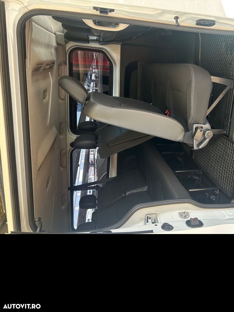 Renault Trafic - 9