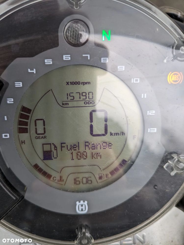 Husqvarna Svartpilen - 6