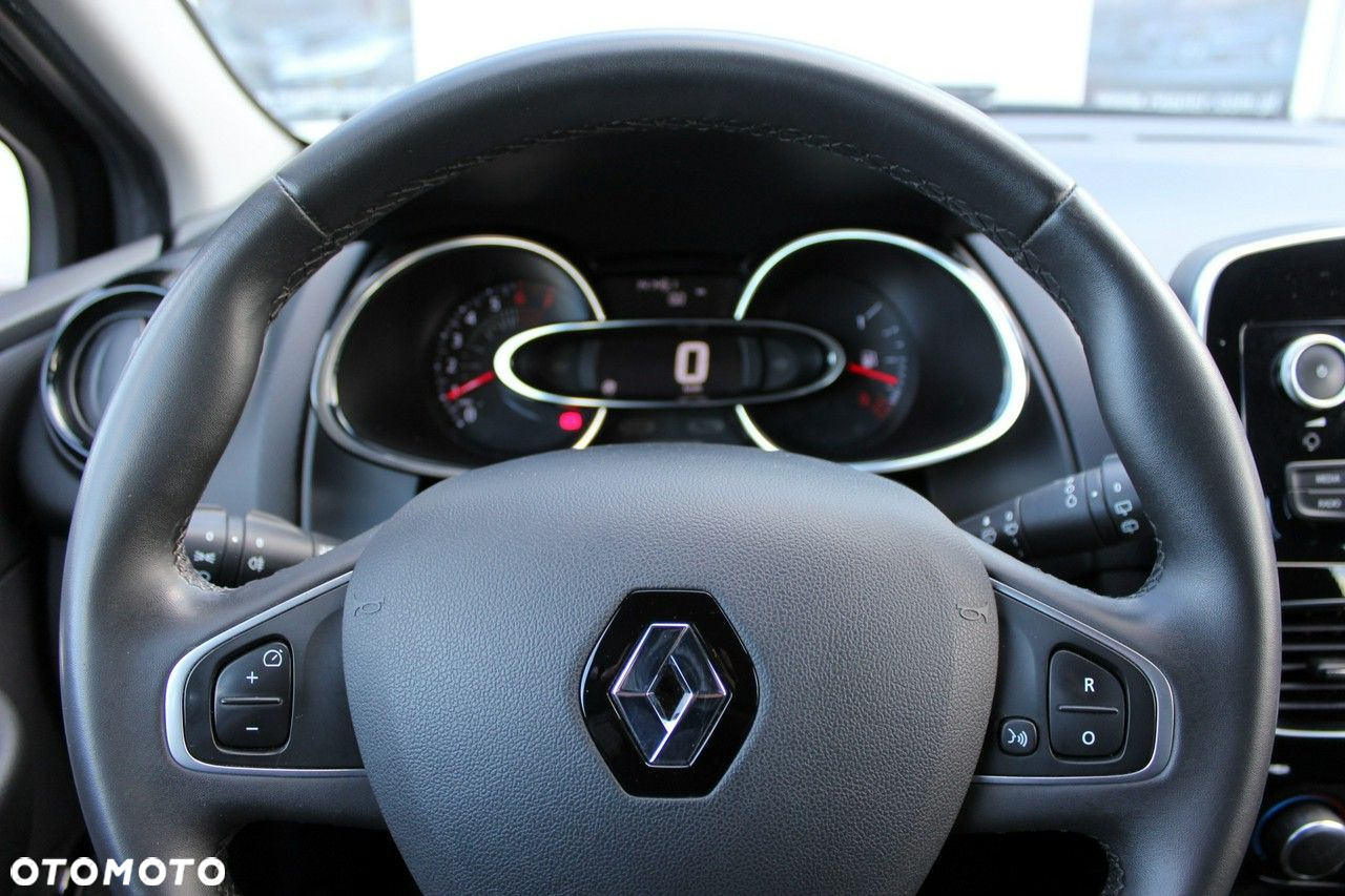 Renault Clio - 12