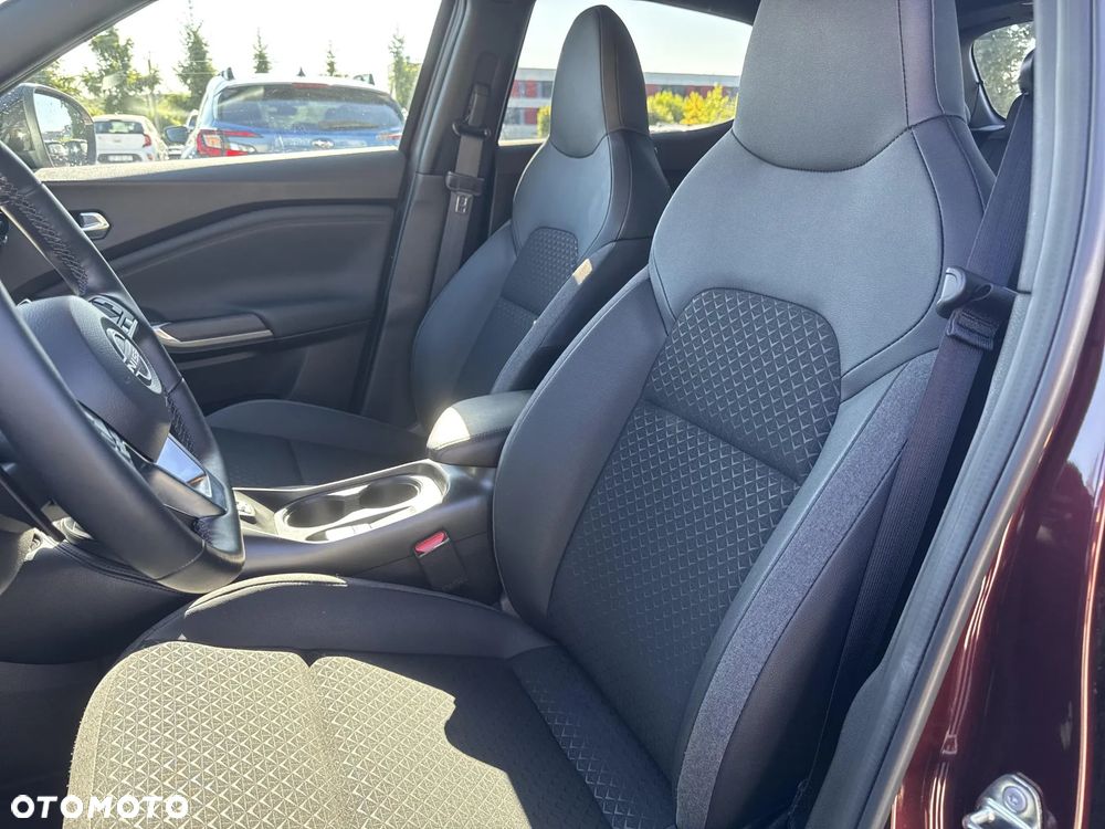 Nissan Juke 1.0 DIG-T N-Connecta DCT - 12