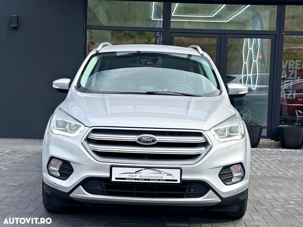 Ford Kuga - 10