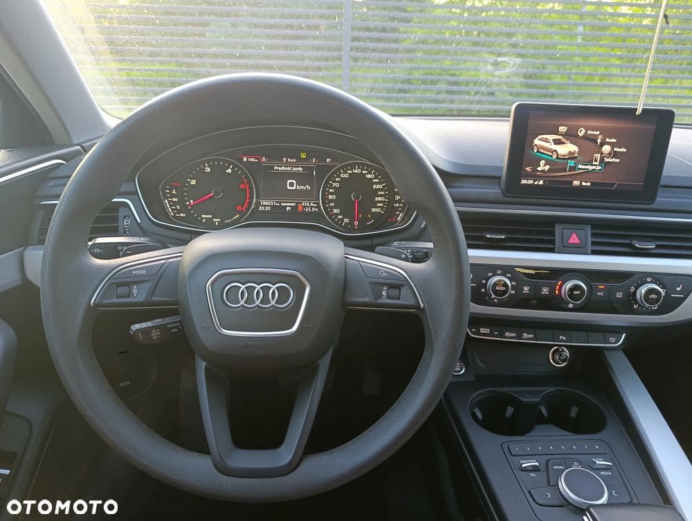 Audi A4 Avant - 22