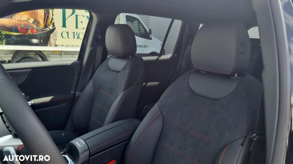 Mercedes-Benz EQB 300 4MATIC - 11