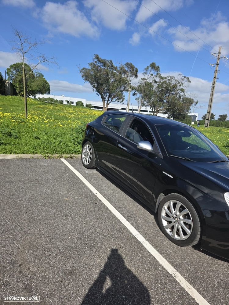 Alfa Romeo Giulietta 1.6 JTDM Corporate - 2