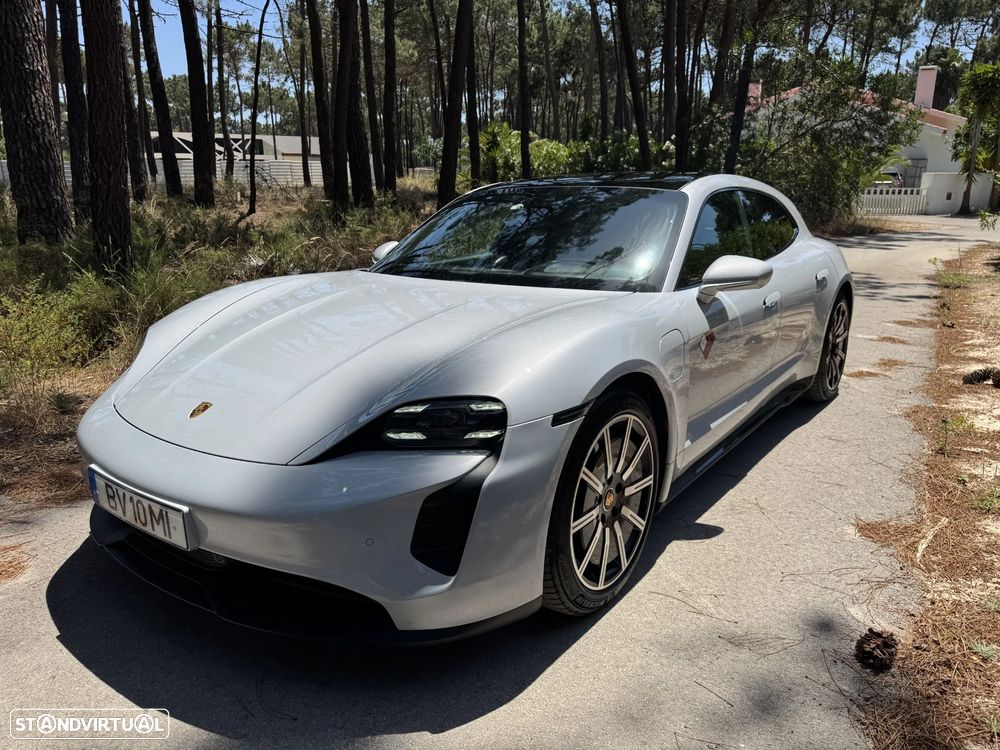 Porsche Taycan Sport Turismo GTS - 11