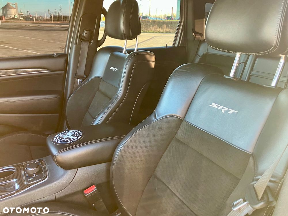 Jeep Grand Cherokee 6.4 V8 SRT8 - 17