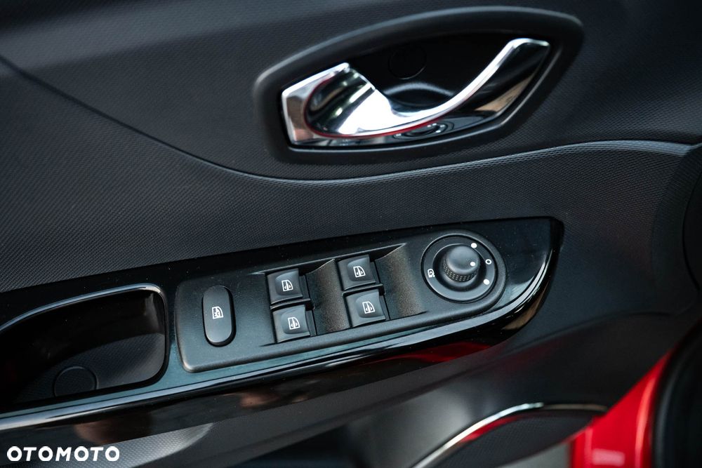 Renault Captur ENERGY TCe 90 Experience - 10