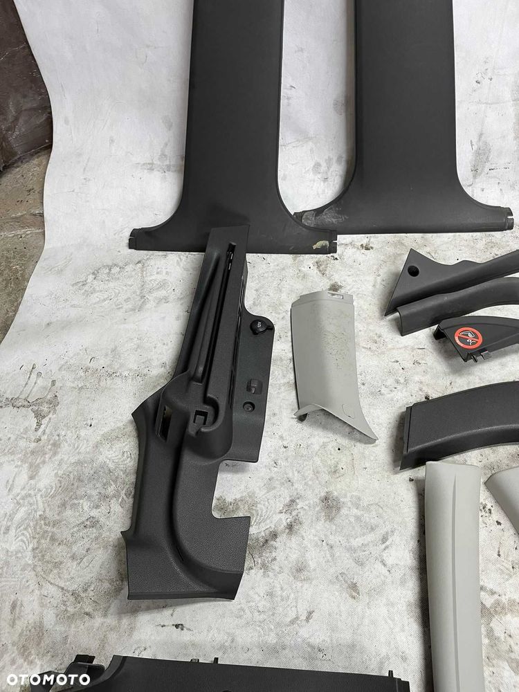 Plastiki wnętrza słupki, progi, narożniki, prowadnice FORD KUGA MK1 - 5