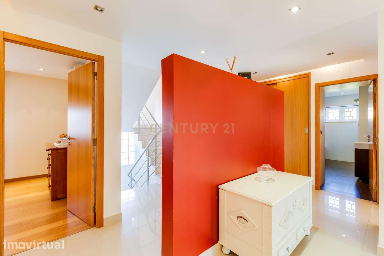Luxuosa Moradia T 5 com Vista Panorâmica em São Simão de Litém, Pombal - Grande imagem: 4/60