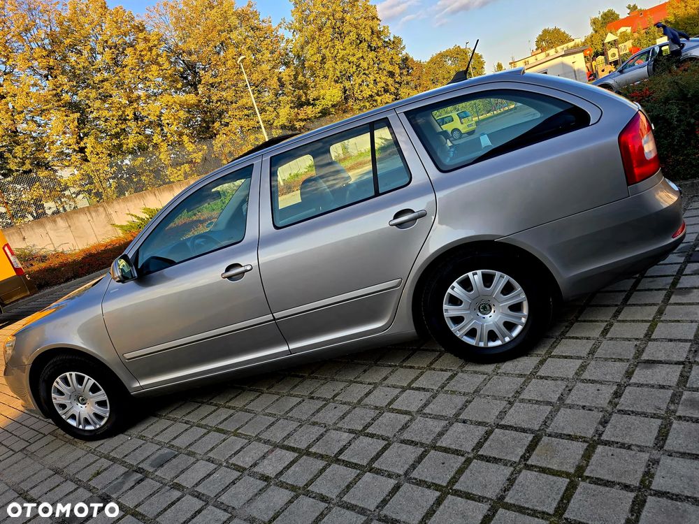 Skoda Octavia Combi 2.0 TDI Ambiente - 16