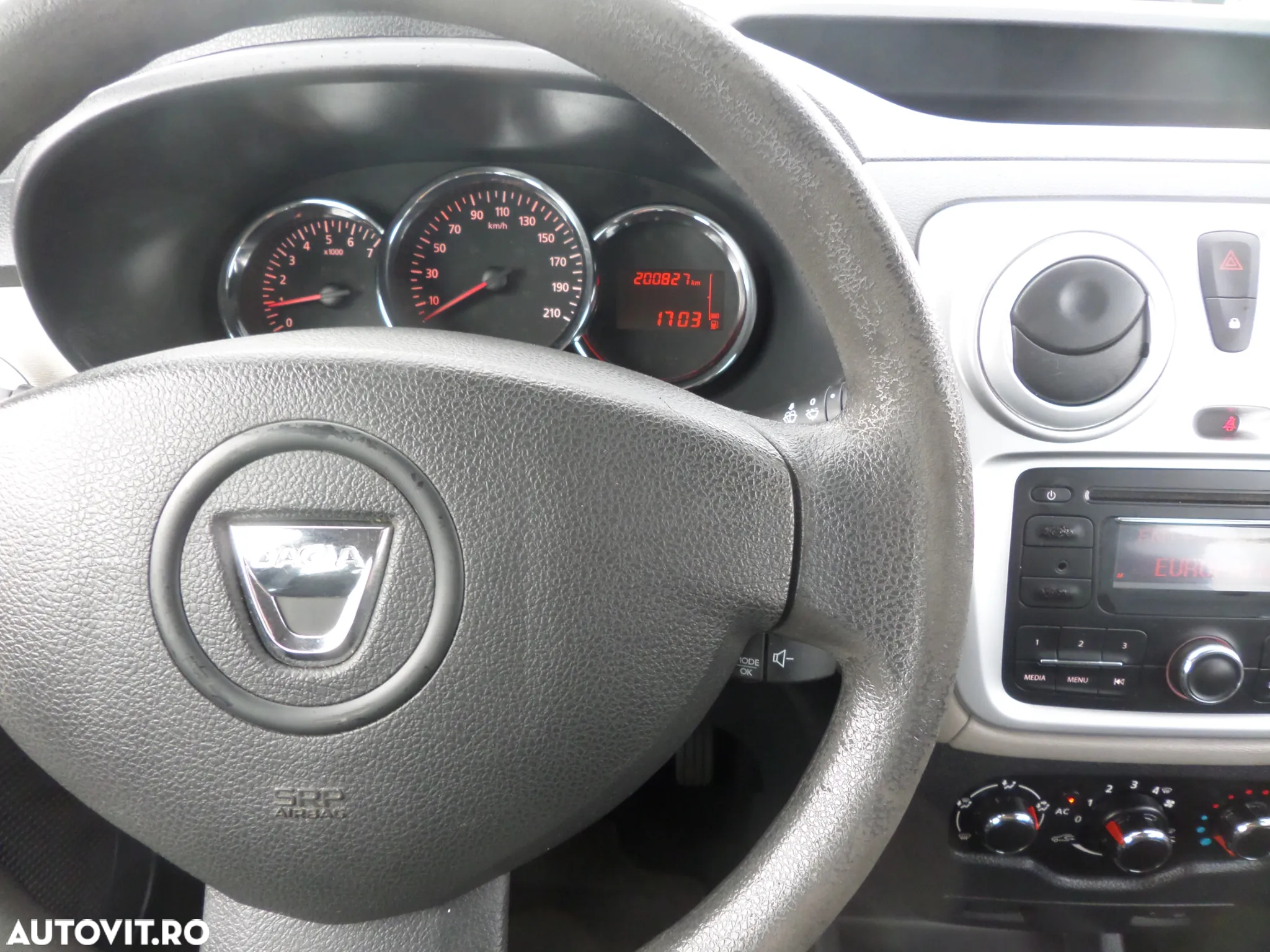 Dacia Dokker 1.5 dCi 90 CP Laureate - 34