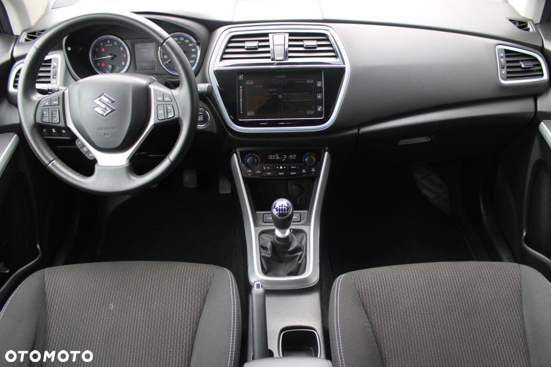 Suzuki SX4 S-Cross - 15