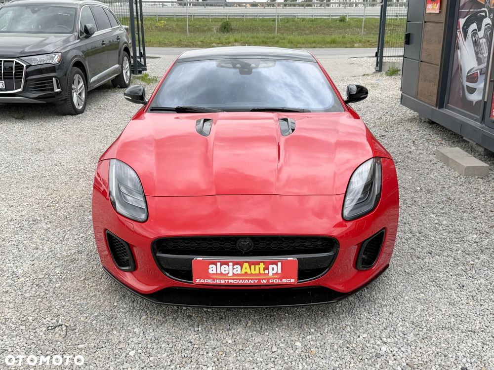 Jaguar F-Type P300 - 12