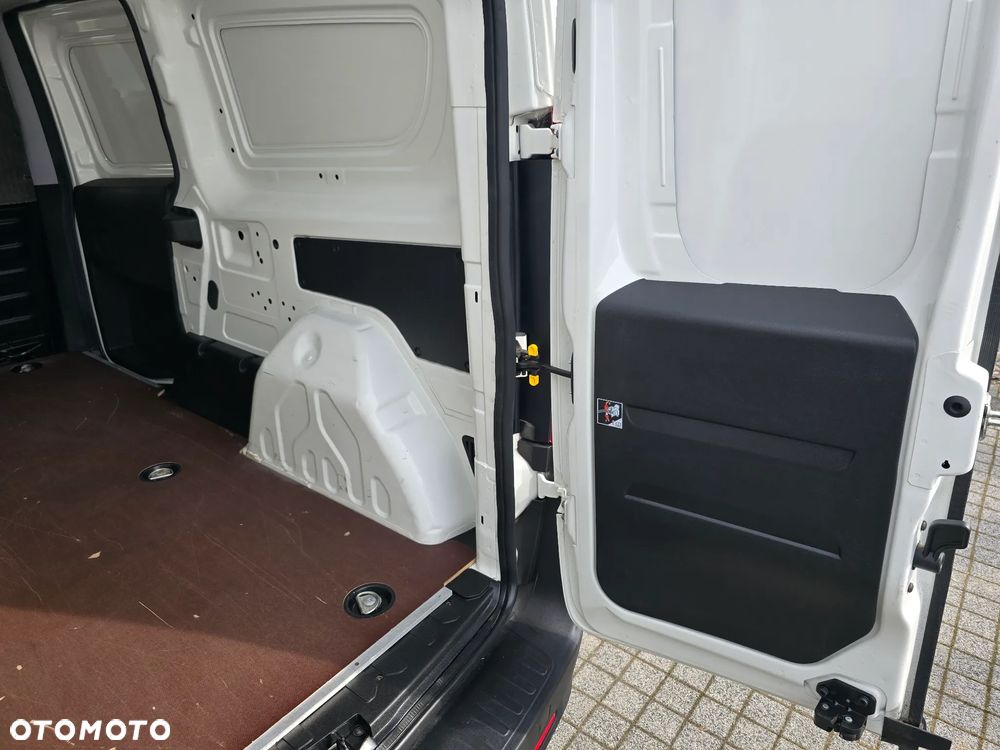 Fiat Doblo - 22
