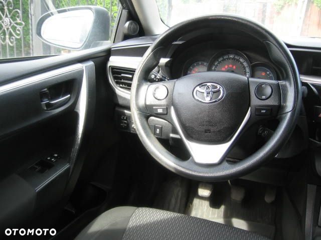 Toyota Corolla 1.4 D-4D Active EU6 - 19