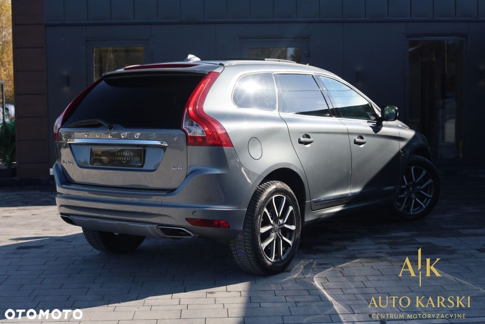 Volvo XC 60 - 4