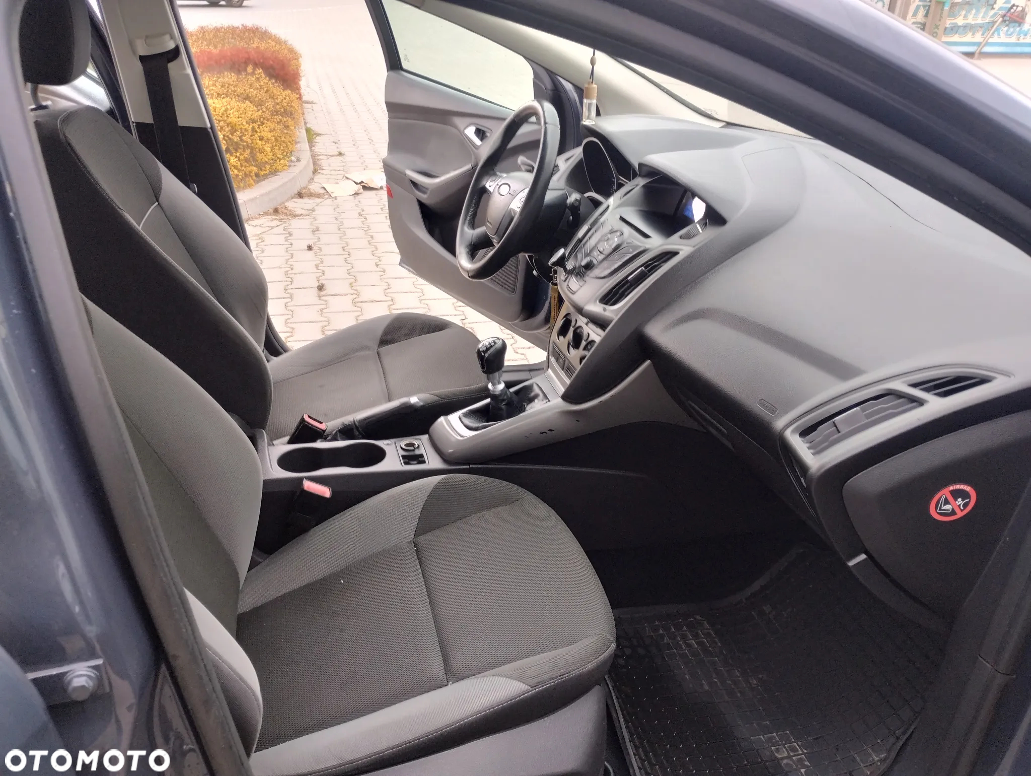 Ford Focus - 20