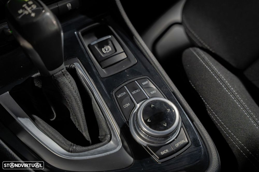 BMW 216 Gran Tourer d Advantage Auto - 18