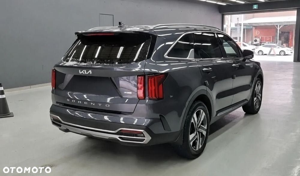 Kia Sorento 1.6T-GDI AWD OPF Platinum - 4