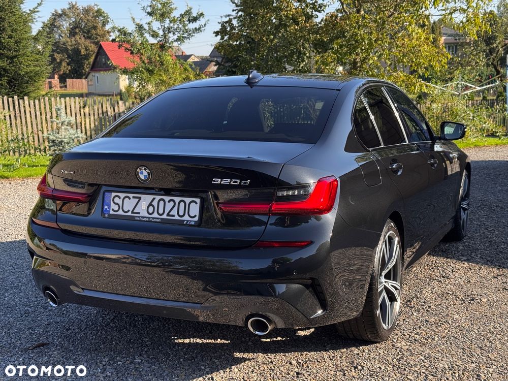 BMW Seria 3 320d xDrive M Sport Shadow sport - 14