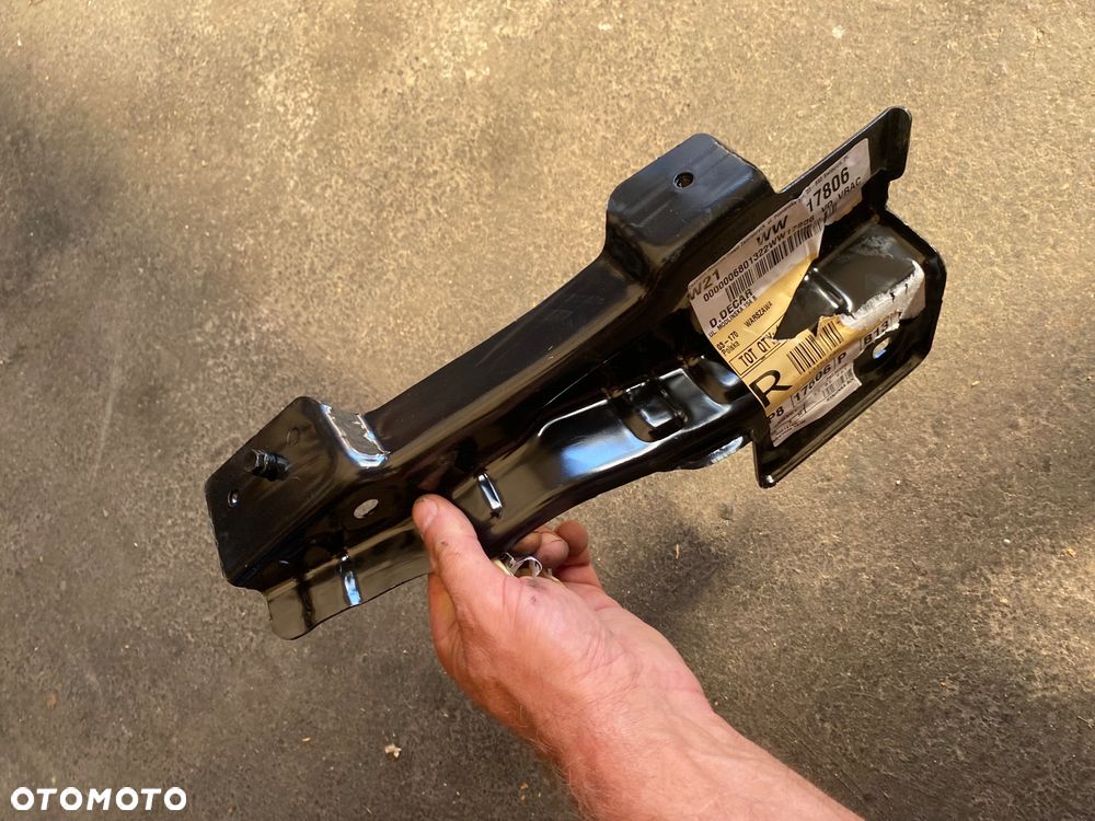 DACIA DUSTER 3 III Nowy WSPORNIK MOCOWANIE OSŁONA BŁOTNIKA NA FARTUCH LEWY PRZÓD PRZEDNI 638E92393R fartuch lewy wspornik fartucha 638E96149R - 3