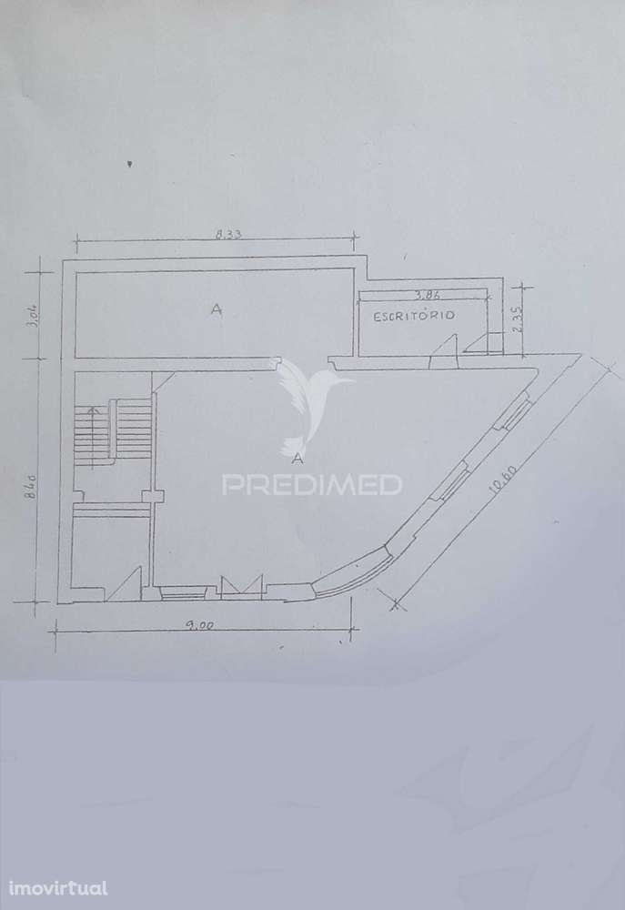 LOJA PARA ARRENDAMENTO de 144m2 ( Num cruzamento c./ 4 montras ) »... - Grande imagem: 5/5