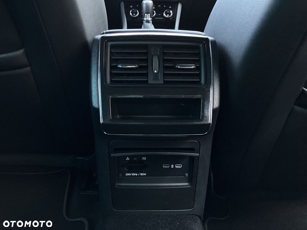 Skoda Superb 2.0 TDI SCR Sportline DSG - 26