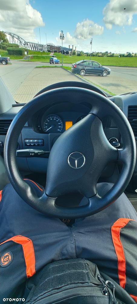 Mercedes-Benz Sprinter - 10