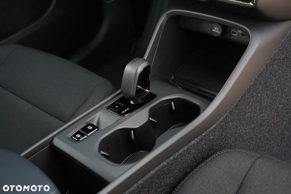 Volvo XC 40 B3 Essential - 16