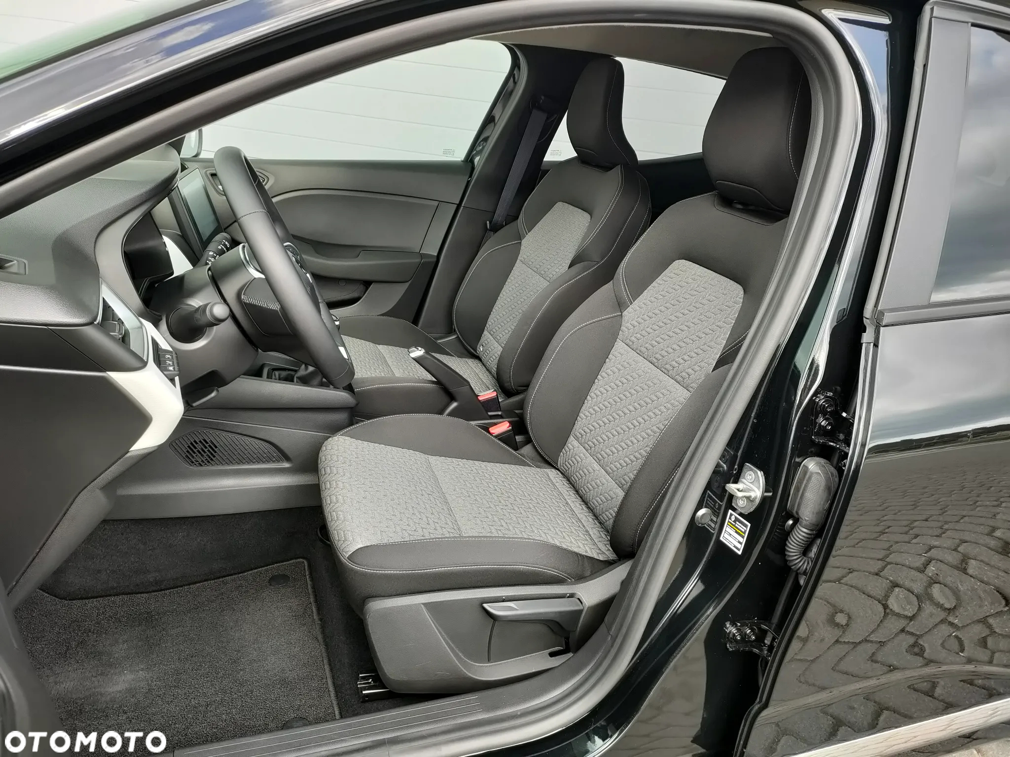 Renault Clio TCe 90 EQUILIBRE - 10