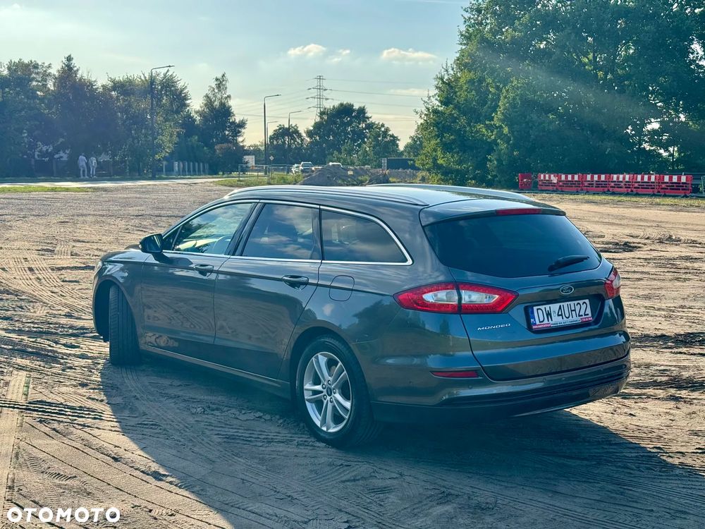 Ford Mondeo 2.0 TDCi Titanium PowerShift - 4