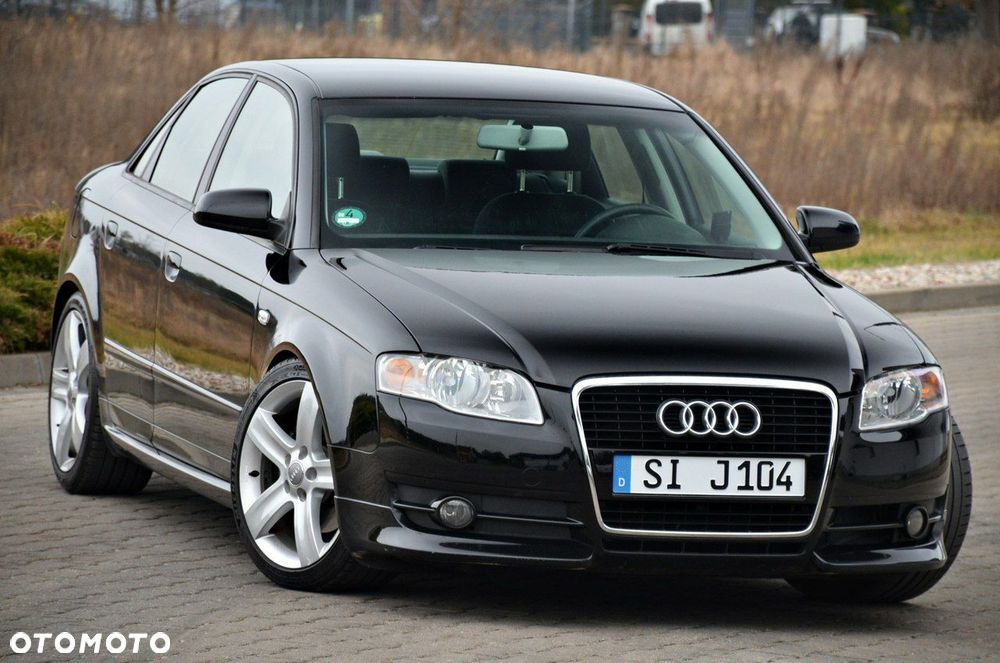 Audi A4 Limousine - 1