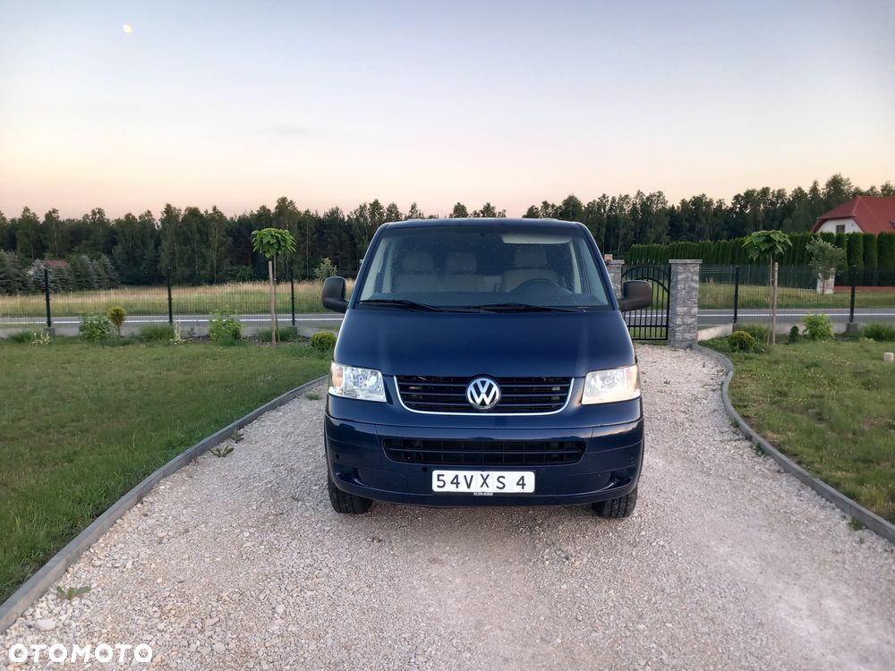 Volkswagen Transporter - 2