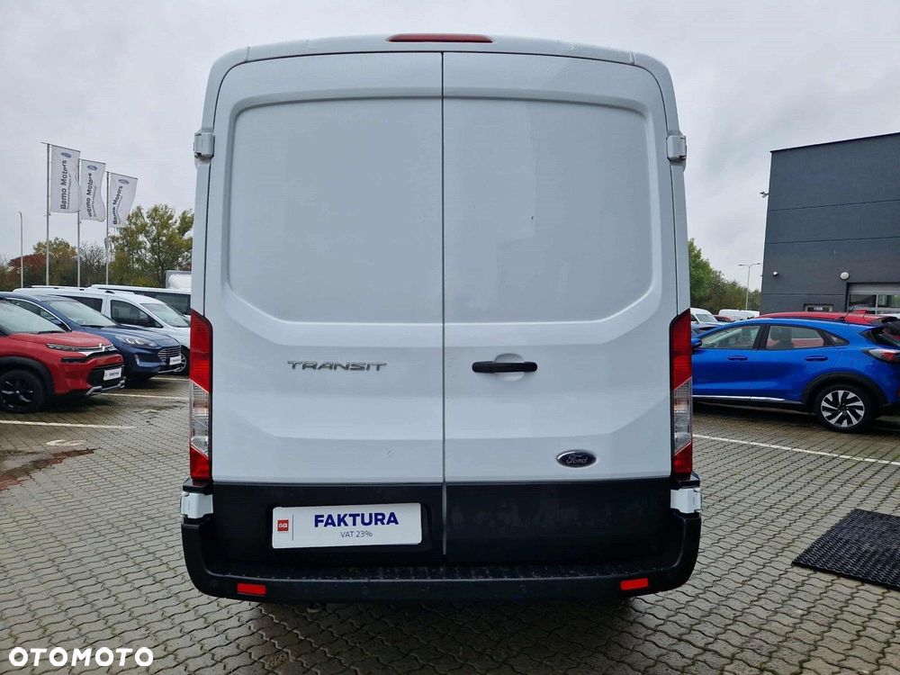 Ford transit Trend - 11