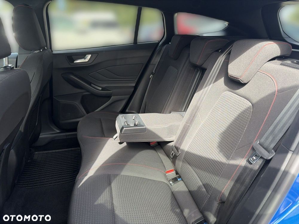Ford Focus - 17