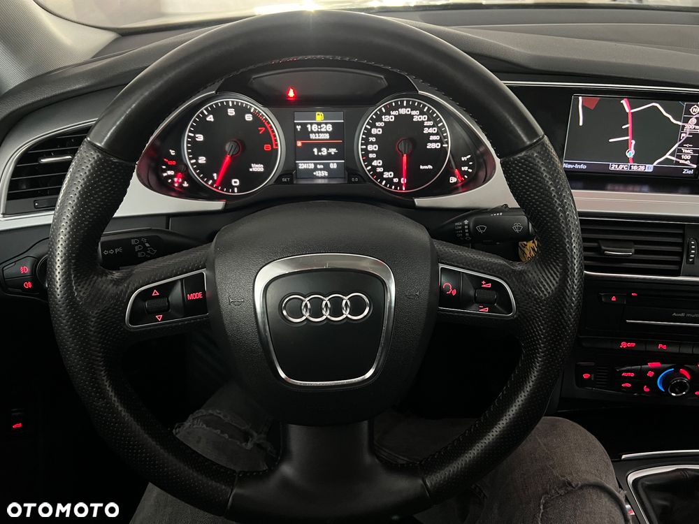 Audi A4 Limousine 1.8 TFSI S line Sportpaket (plus) - 33