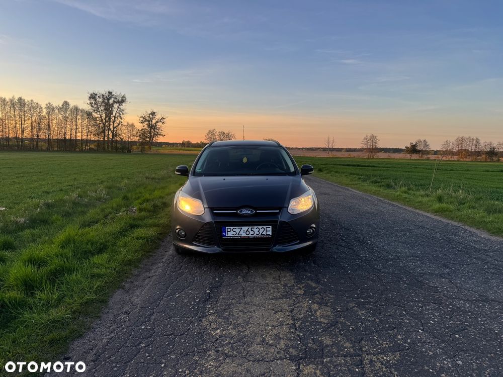 Ford Focus 1.6 Edition - 5