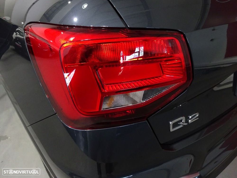 Audi Q2 30 TDI Advanced - 33