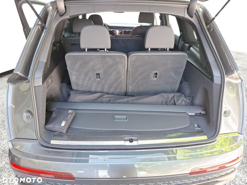 Audi Q7 55 TFSI mHEV Quattro S Line Tiptr - 33