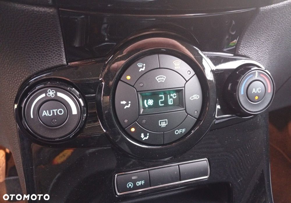 Ford Fiesta - 26