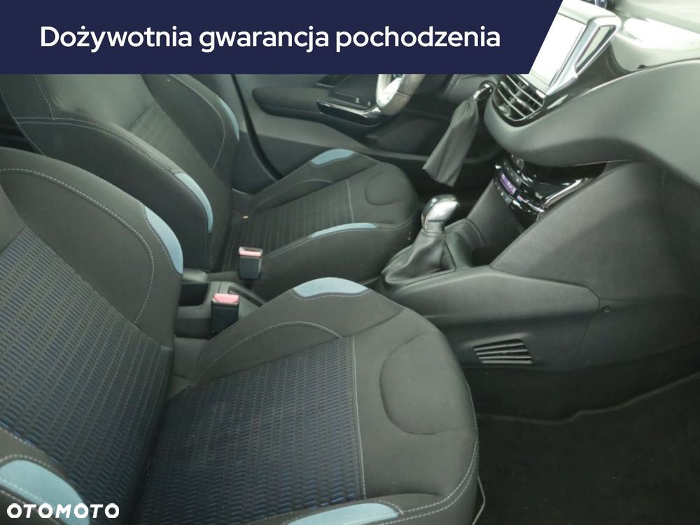 Peugeot 208 - 9