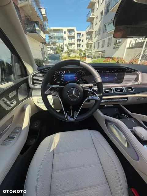 Mercedes-Benz GLE - 16