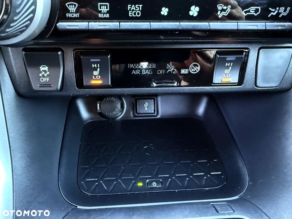 Toyota RAV4 2.5 Hybrid Comfort 4x2 - 27