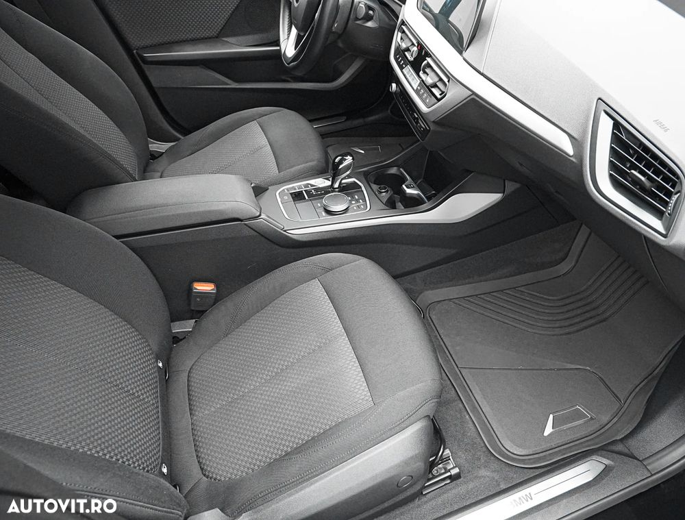 BMW Seria 2 218d Aut. Advantage - 13