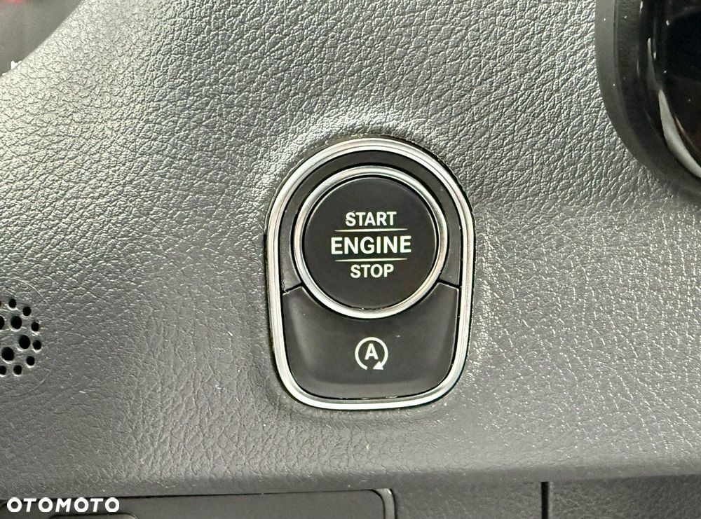 Mercedes-Benz Sprinter - 28