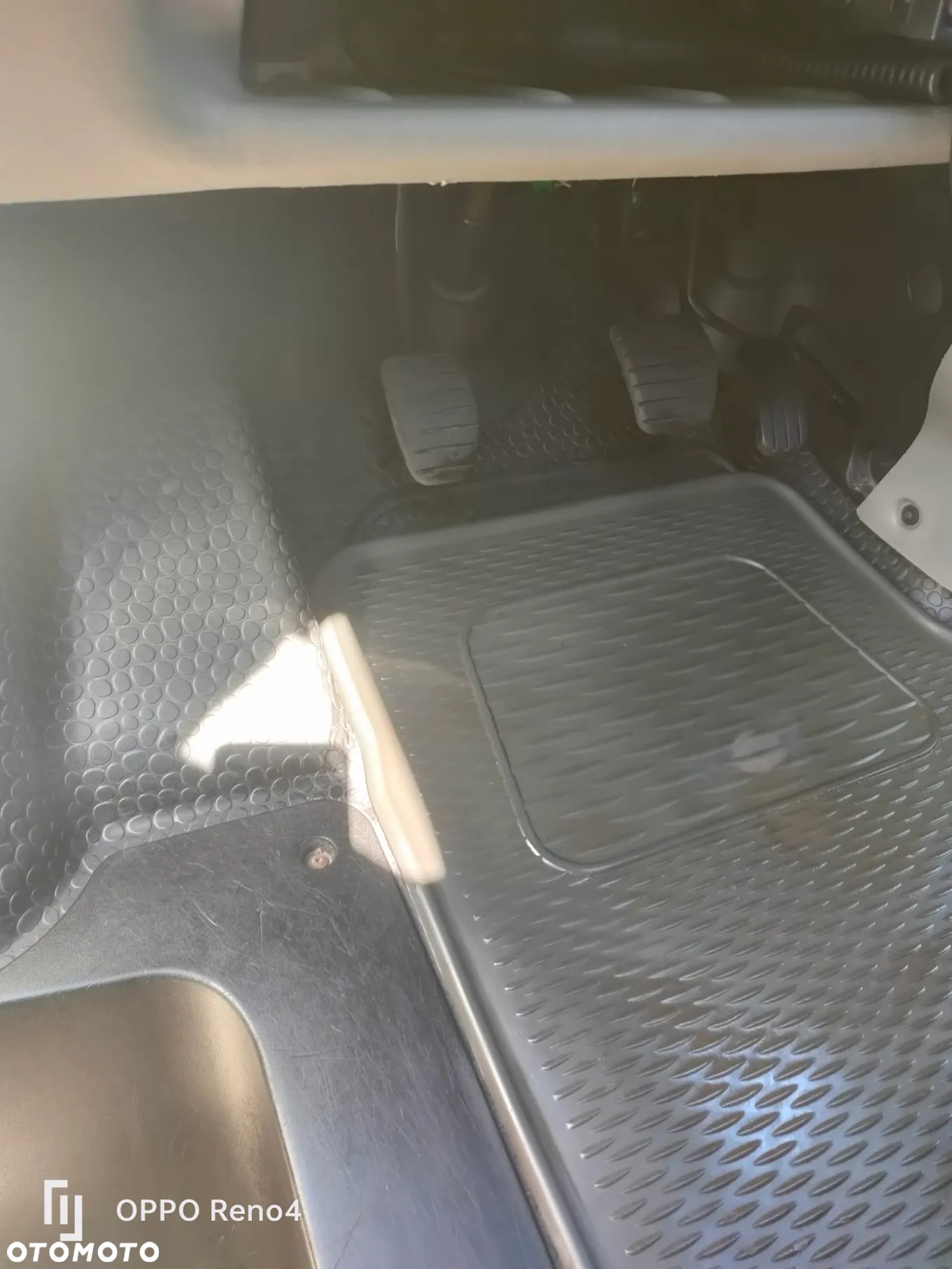 Renault TRAFIC - 24